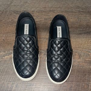Steve Madden Slip on sneakers